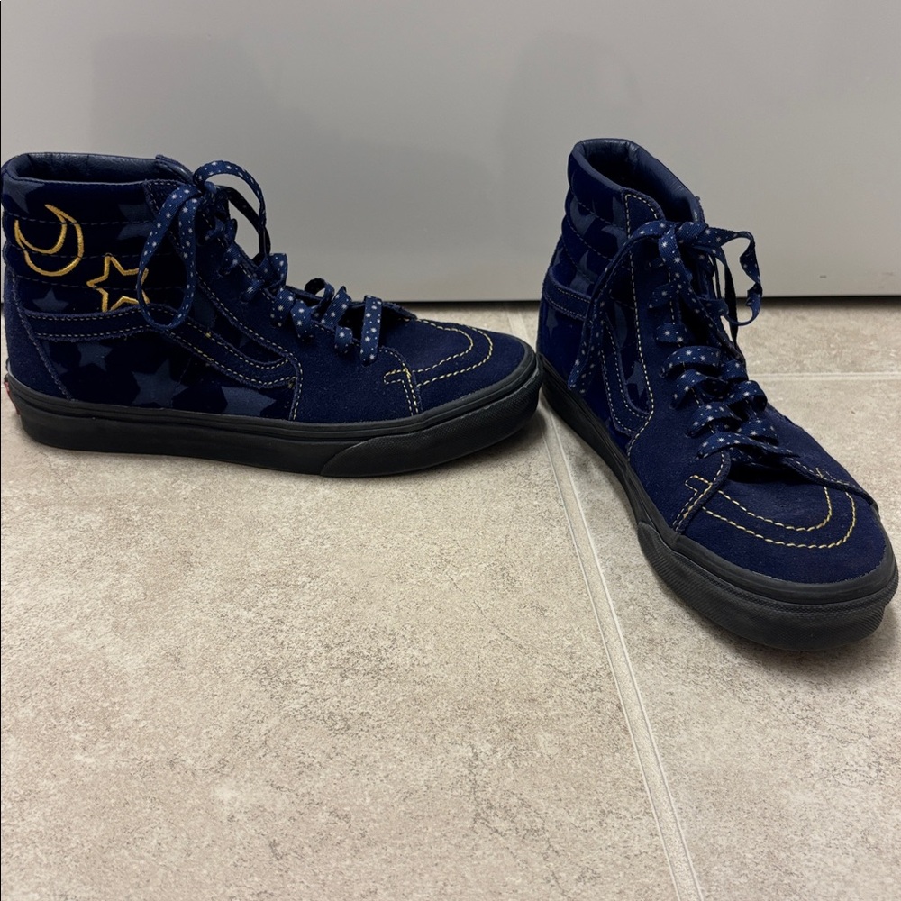 VANS Disney High-Top Sneakers with Star and Moon Design